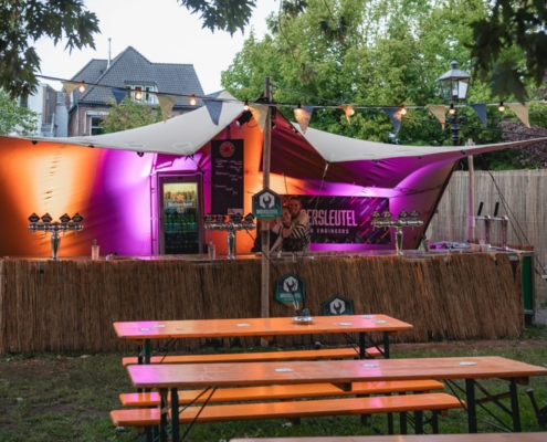 stretchtent-bierfestival-bar